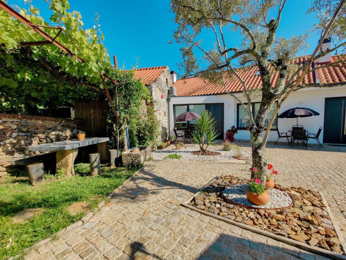 Casa Do Casal - Country House With Swimming Pool Viana do Castelo Esterno foto